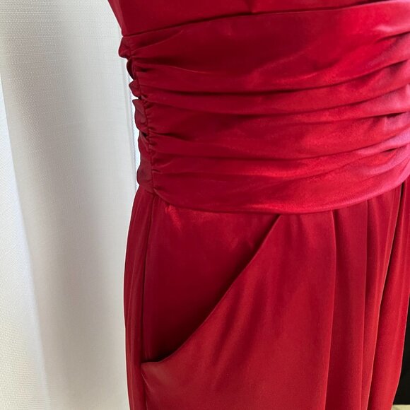 Davids Bridal Deep Red Satin Strapless Ruched Waist Formal Cocktail Dress Size 4 - Picture 5 of 11